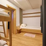 게스트하우스 Haus Flexen & 3*