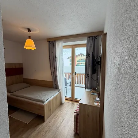 Haus Flexen & ستوبين آم أرلبرغ