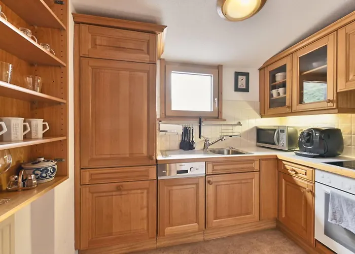 Haus Flexen & בית הארחה 3*